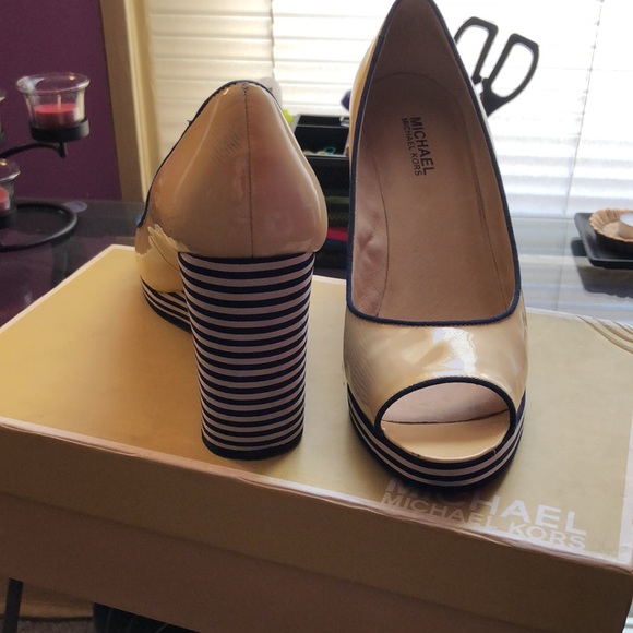 MK open toe wedge shoes - Picture 3 of 7